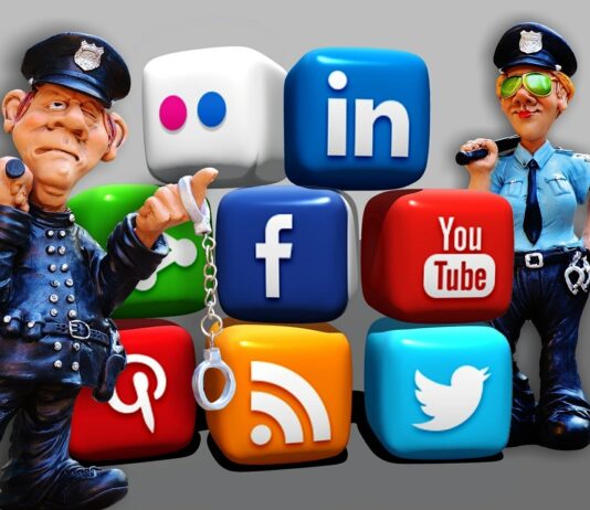 Social Media Sign
