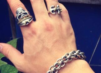 5 Must have biker bracele designs