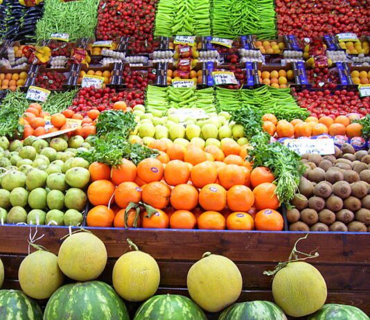 Cholesterol reducing fruits