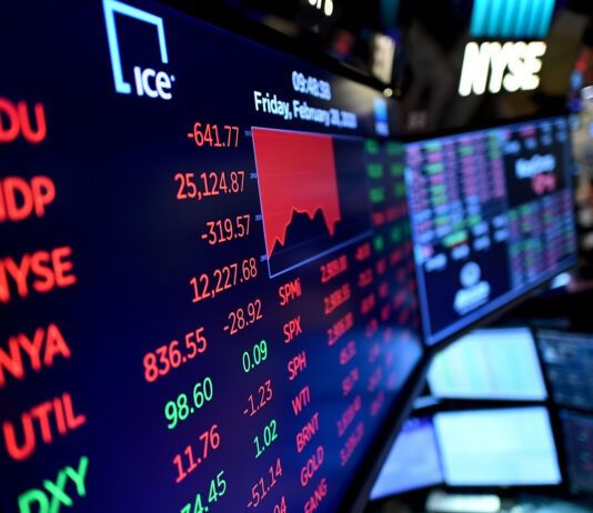 5 Lessons To Be Learnt from The Stock Market Crash of ’08 US-ECONOMY-NYSE-markets-market