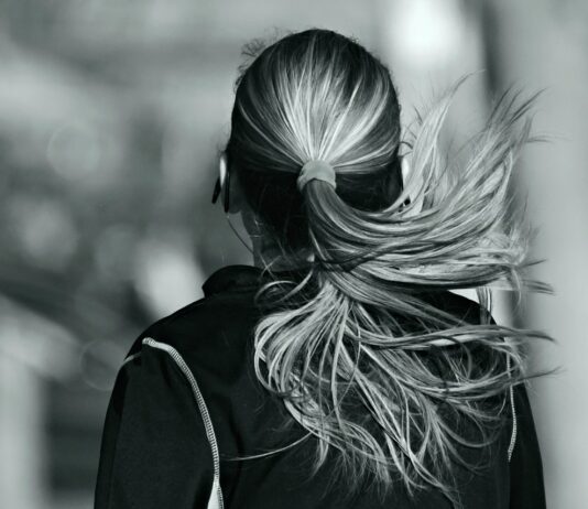 Know Home Remedies to Reduce White Hair gray hair