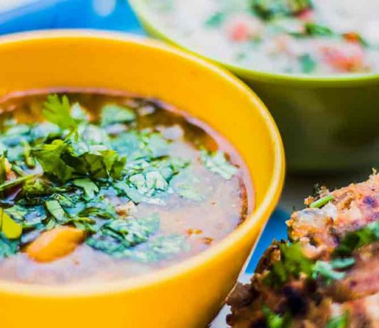 Want to Eat Delicious Curries? Try these 5 Best Indian Curries Indian-curries