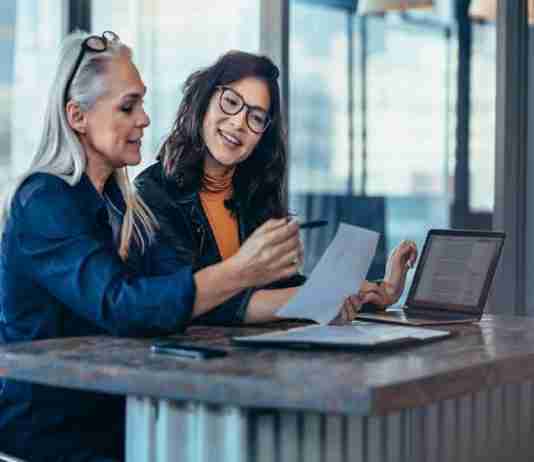 Business Management Smooth