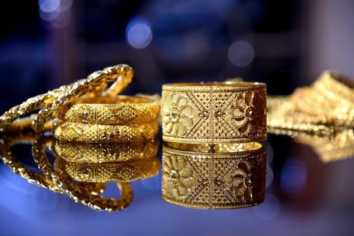 gold-jewelery