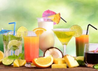 Best Foods and Drinks to Prevent Heat Stroke