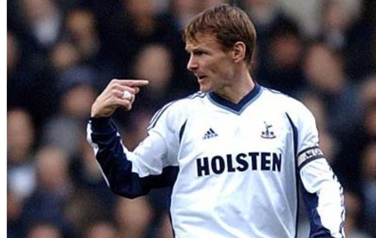 Teddy Sheringham finger snipped