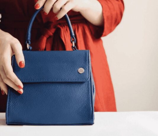 Go Out with Your Friends