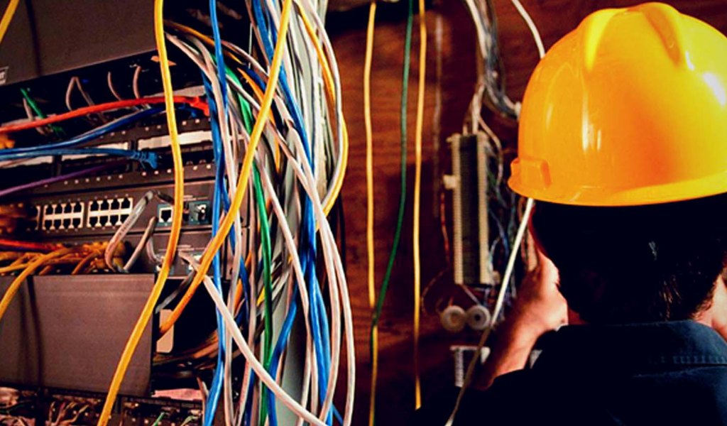 Choosing the Right Electrician in Wollongong