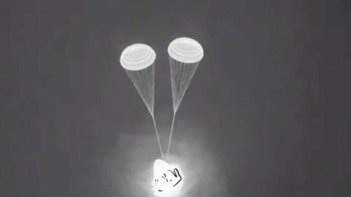 Spacex 4 Astronauts Safely Splash Down in Florida