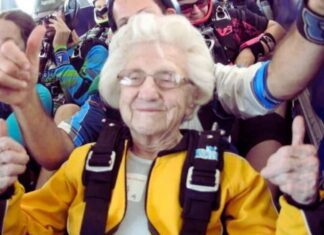 104-year-old Skydiver
