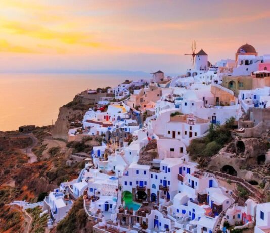 Captivating Greece Top Attractions