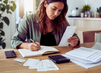 how to track spending